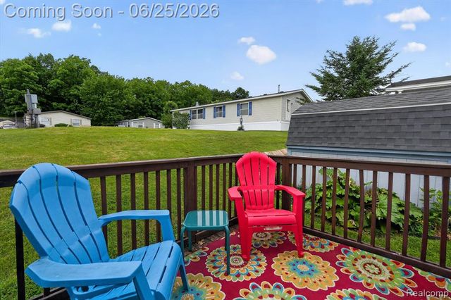 11595 Clearwater Drive, Fenton, MI 48430