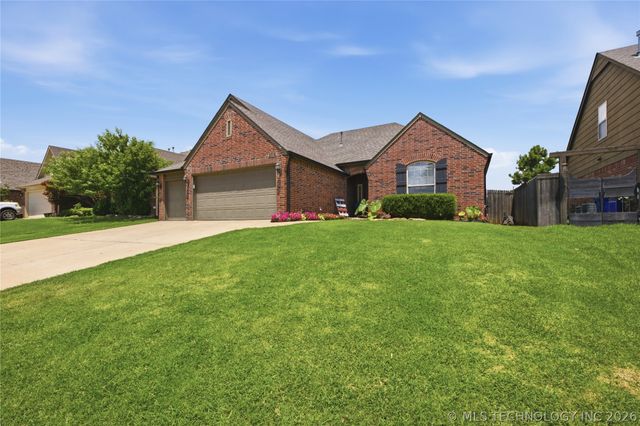 2716 W Pensacola Street, Broken Arrow, OK 74011