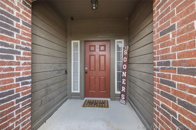 2716 W Pensacola Street, Broken Arrow, OK 74011