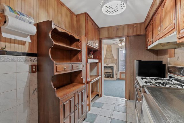 151-35 84th Street 2H, Howard Beach, NY 11414