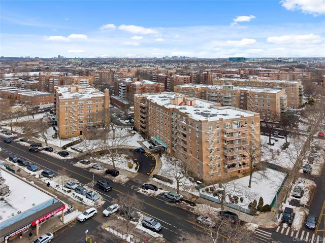 151-35 84th Street 2H, Howard Beach, NY 11414