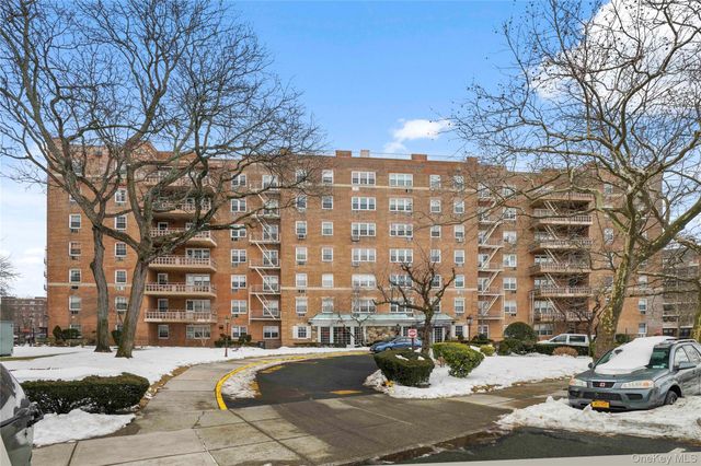 151-35 84th Street 2H, Howard Beach, NY 11414