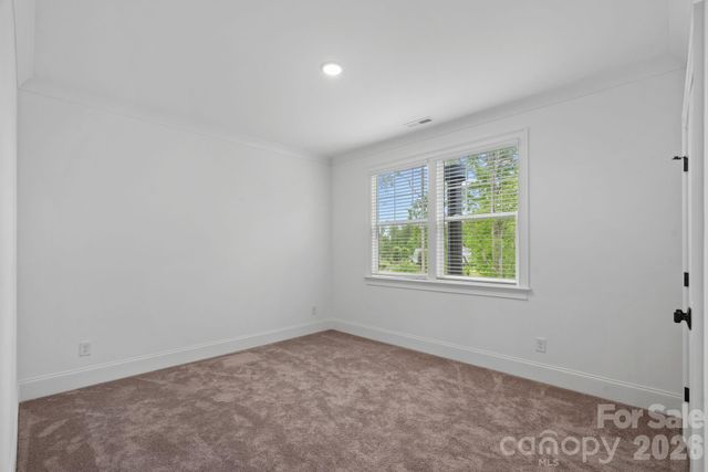 165 Little Indian Loop, Mooresville, NC 28117