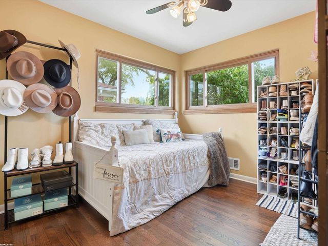 26301 San Rosa Drive, St Clair Shores, MI 48081