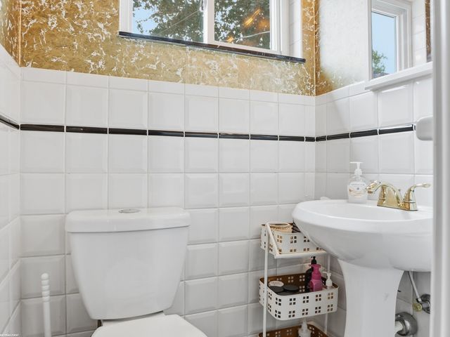 26301 San Rosa Drive, St Clair Shores, MI 48081
