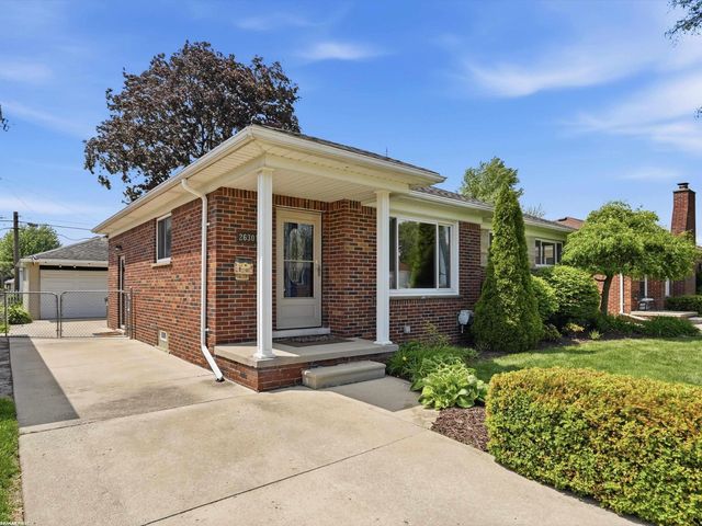 26301 San Rosa Drive, St Clair Shores, MI 48081