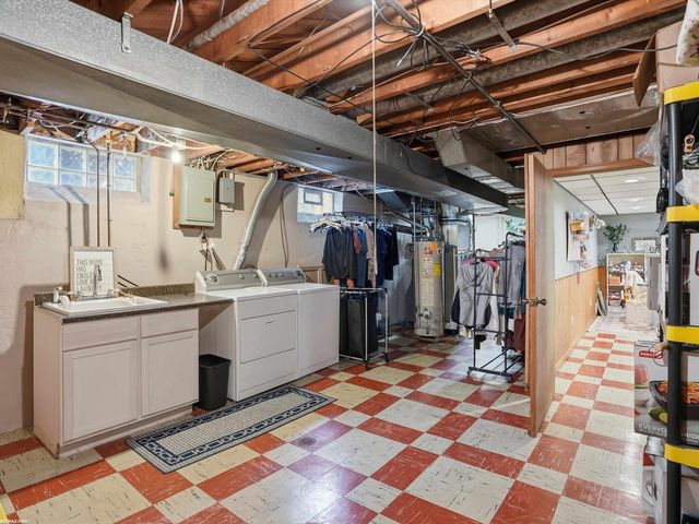 26301 San Rosa Drive, St Clair Shores, MI 48081