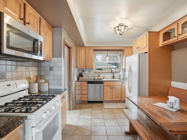 26301 San Rosa Drive, St Clair Shores, MI 48081