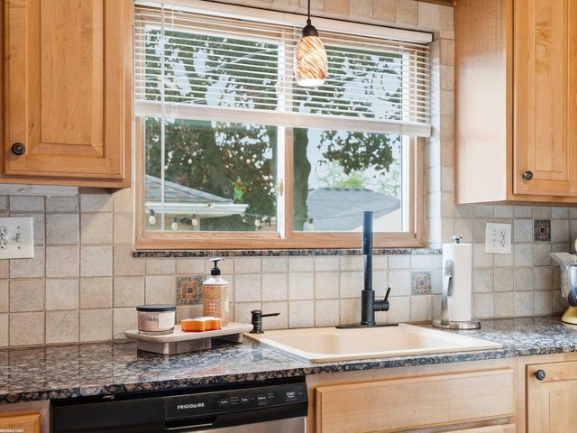 26301 San Rosa Drive, St Clair Shores, MI 48081