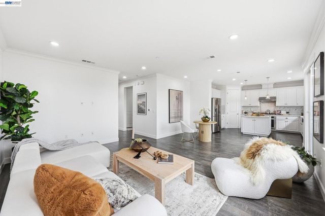 4726 S Spago Drive, Dublin, CA 94568