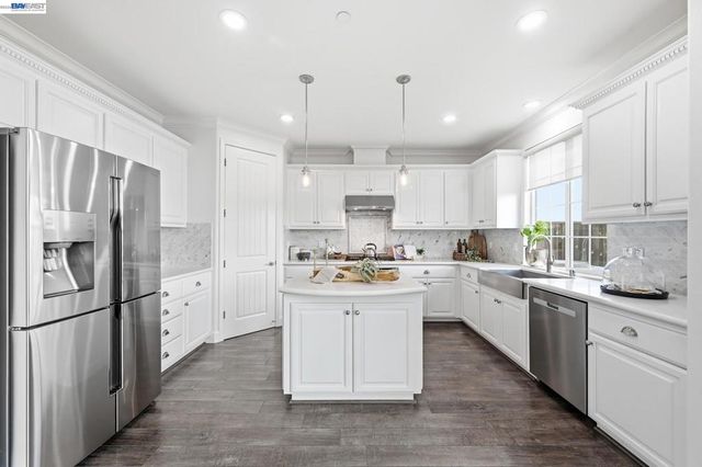 4726 S Spago Drive, Dublin, CA 94568