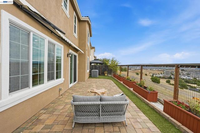 4726 S Spago Drive, Dublin, CA 94568