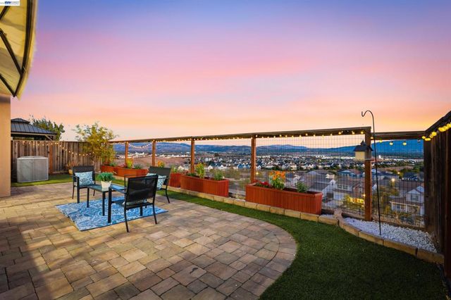 4726 S Spago Drive, Dublin, CA 94568