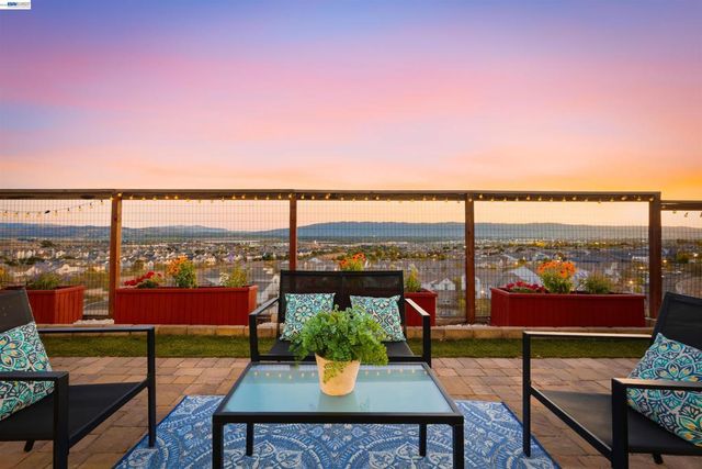 4726 S Spago Drive, Dublin, CA 94568