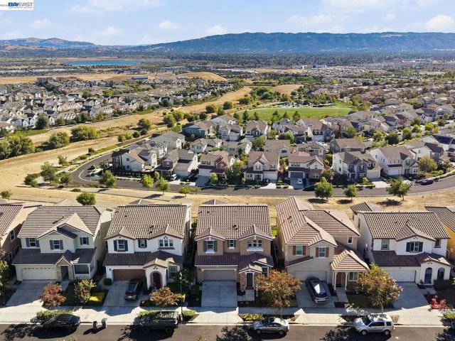 4726 S Spago Drive, Dublin, CA 94568