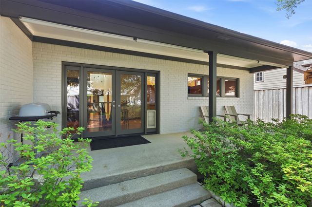 4329 Taos Road, Dallas, TX 75209