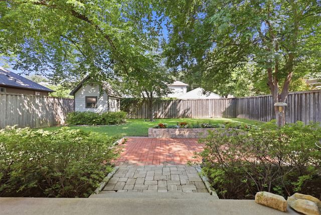 4329 Taos Road, Dallas, TX 75209