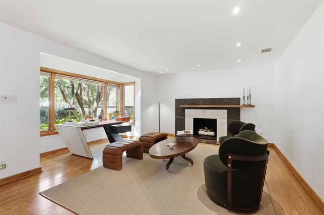 4329 Taos Road, Dallas, TX 75209