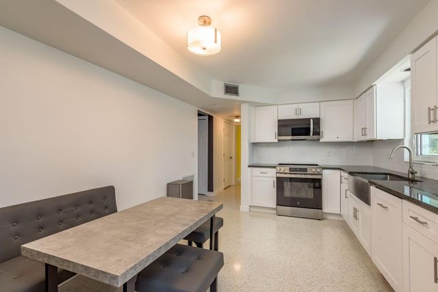 829 NARCISSUS AVENUE, Clearwater Beach, FL 33767