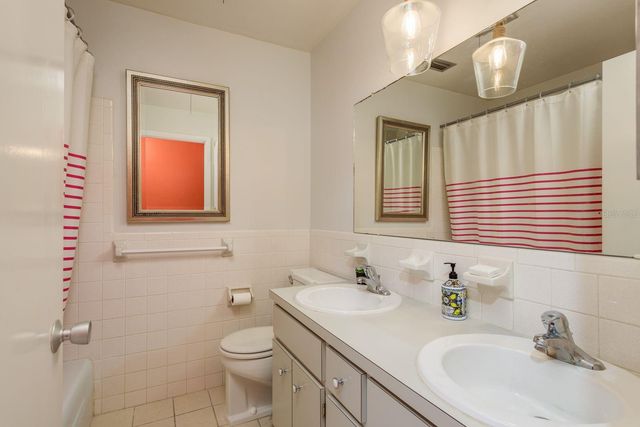 829 NARCISSUS AVENUE, Clearwater Beach, FL 33767