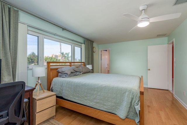 829 NARCISSUS AVENUE, Clearwater Beach, FL 33767