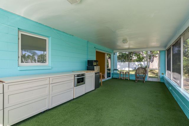 829 NARCISSUS AVENUE, Clearwater Beach, FL 33767