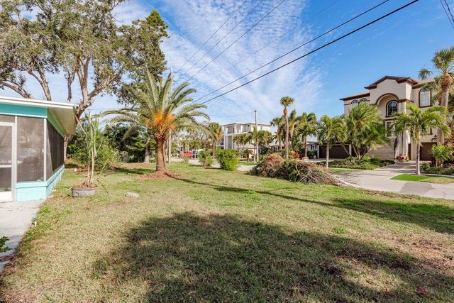 829 NARCISSUS AVENUE, Clearwater Beach, FL 33767