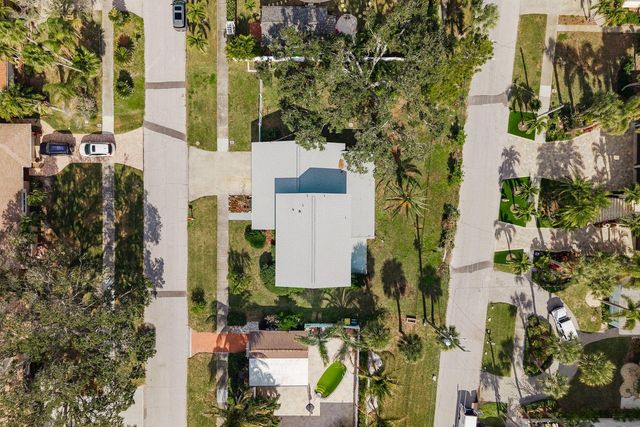 829 NARCISSUS AVENUE, Clearwater Beach, FL 33767