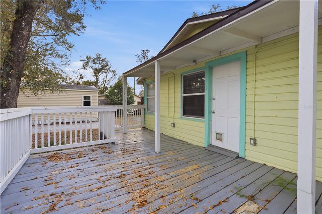 1120 E MINNESOTA AVENUE, Deland, FL 32724