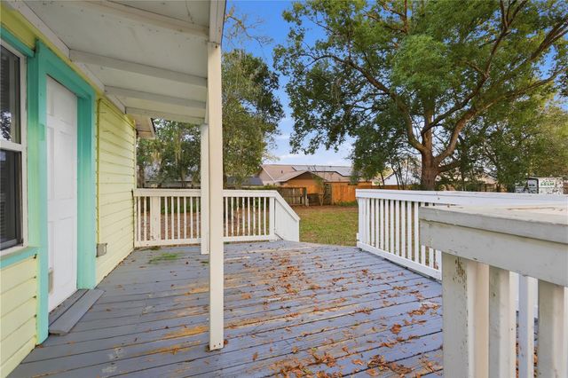 1120 E MINNESOTA AVENUE, Deland, FL 32724