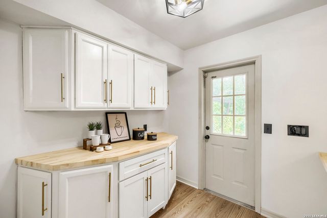 304 Avenue D, Converse, TX 78109
