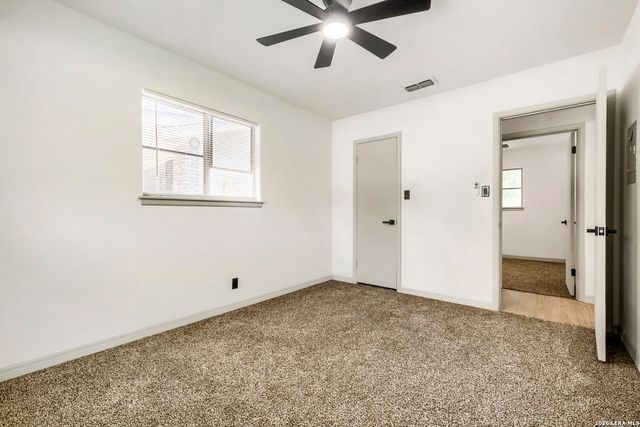 304 Avenue D, Converse, TX 78109