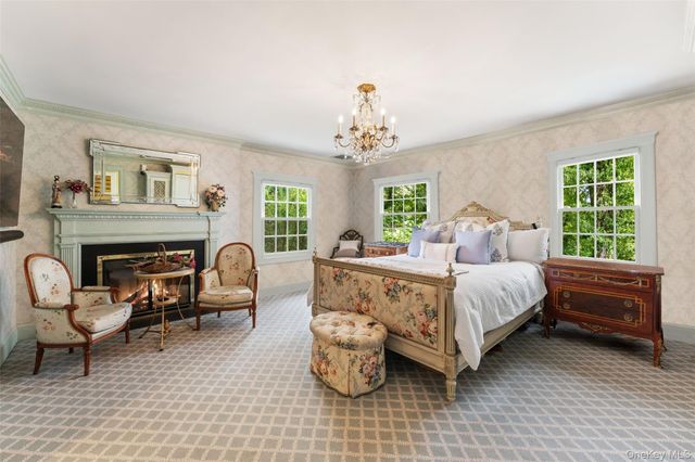 21 Dolma Road, Scarsdale, NY 10583