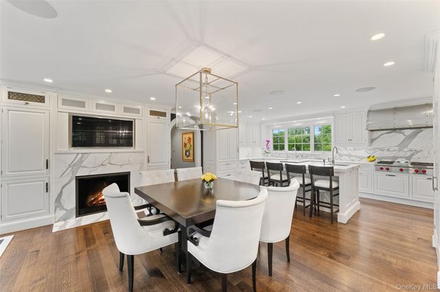 21 Dolma Road, Scarsdale, NY 10583