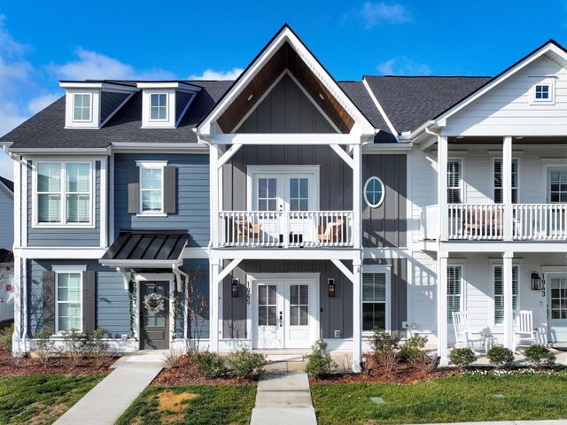 1945 Amacher Dr, Spring Hill, TN 37174