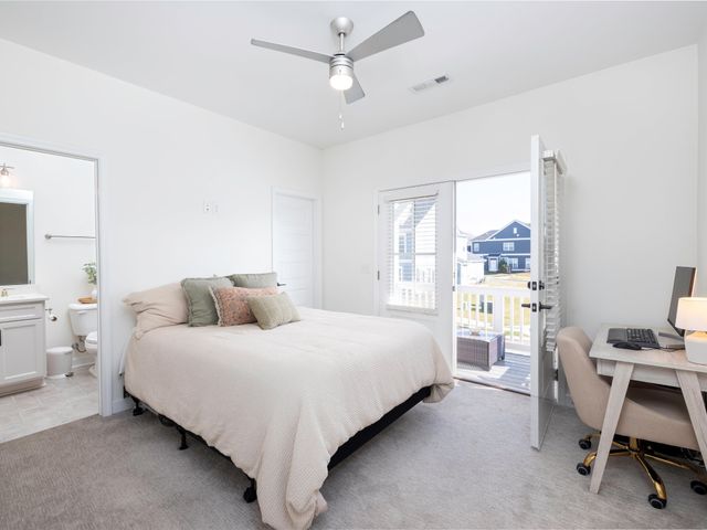 1945 Amacher Dr, Spring Hill, TN 37174