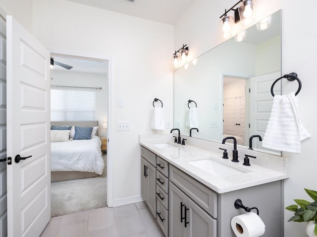 1945 Amacher Dr, Spring Hill, TN 37174