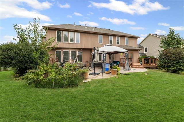 2413 SW Kenwill Drive, Lee's Summit, MO 64082