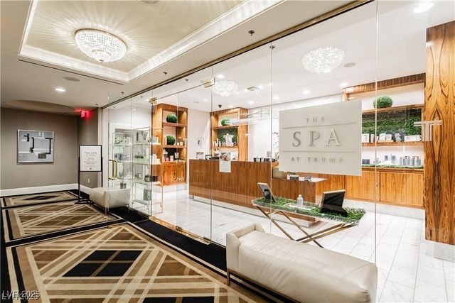 2000 North Fashion Show Drive 5600, Las Vegas, NV 89109