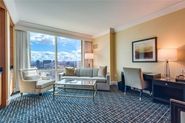 2000 North Fashion Show Drive 5600, Las Vegas, NV 89109