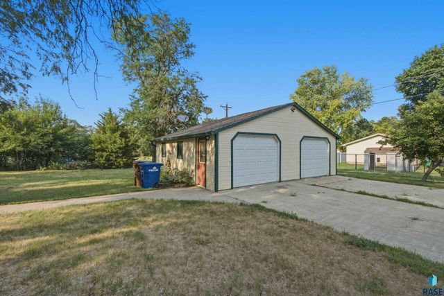 1120 S Duff St Street, Mitchell, SD 57301