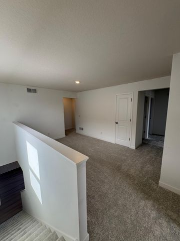 21725 Rose Drive, Farmington, MN 55024