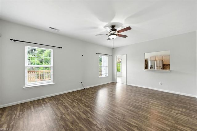 110 Benham CT, Suffolk, VA 23434