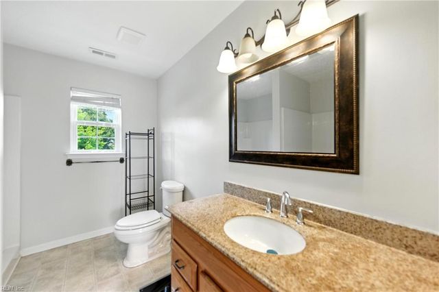 110 Benham CT, Suffolk, VA 23434