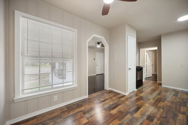 3837B Earl Street, Fort Worth, TX 76111