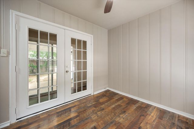 3837B Earl Street, Fort Worth, TX 76111