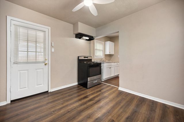 3837B Earl Street, Fort Worth, TX 76111