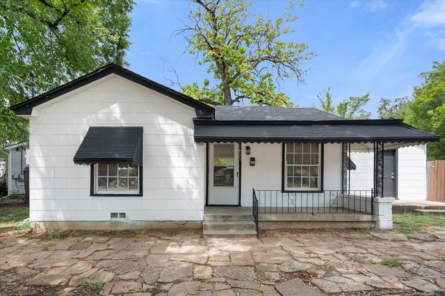 3837B Earl Street, Fort Worth, TX 76111
