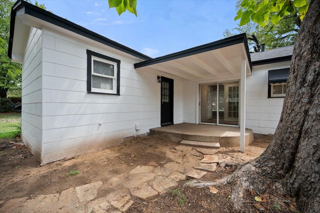 3837B Earl Street, Fort Worth, TX 76111