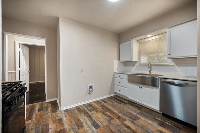 3837B Earl Street, Fort Worth, TX 76111
